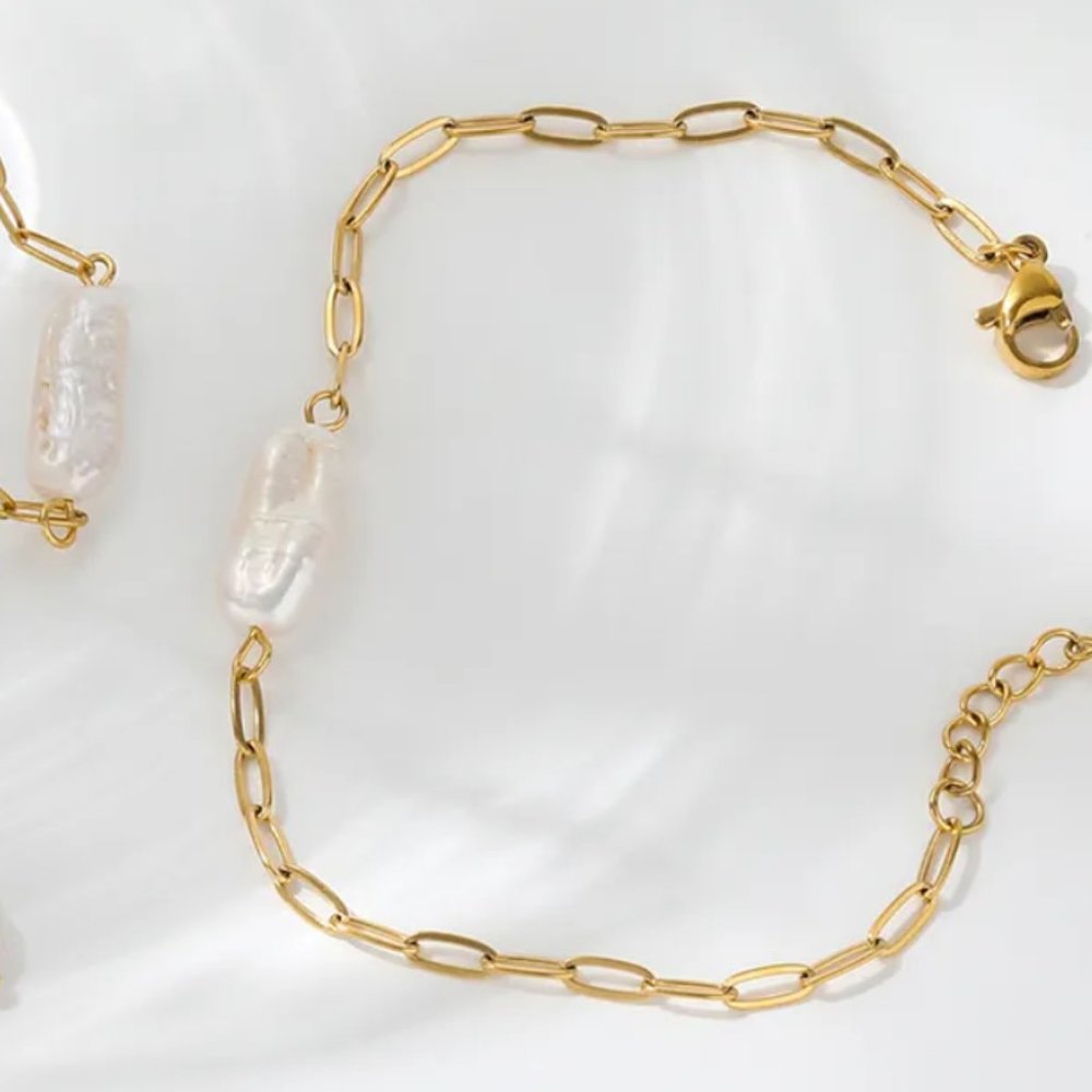 Lovely Baroque Pearl Bracelet Gold Paperclip Chain Waterproof Stacking Bracelet